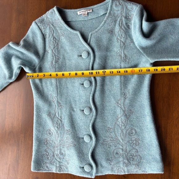 Pendleton Teal Embroidered Women's Lamb’s Wool Cardigan - Picture 7 of 9